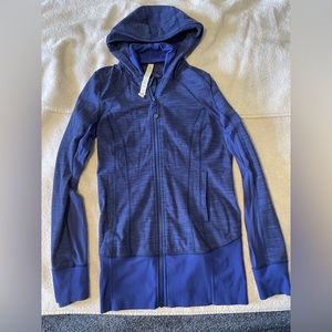 Lululemon zipper hooded jacket size 4